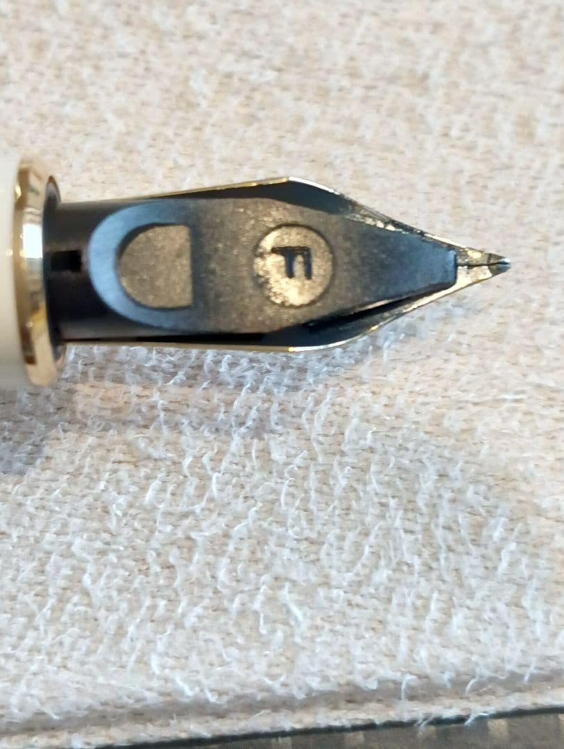 パーカー　デュオフォールド　ホワイト　F