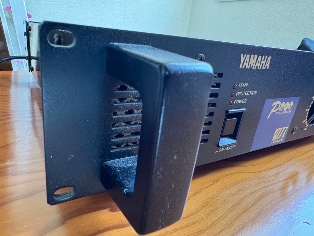 YAMAHA P800 パワーアンプ