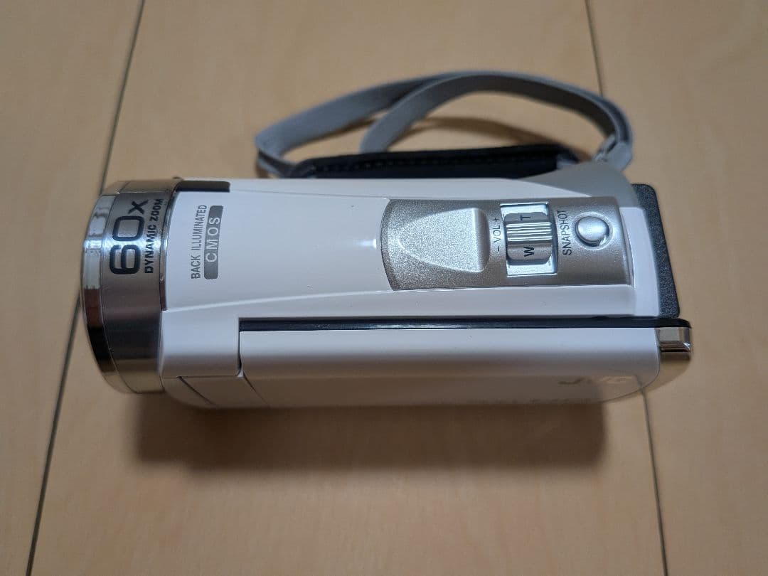 美品 JVC GZ-HM133 Everio ビデオカメラ＋予備バッテリー・SD