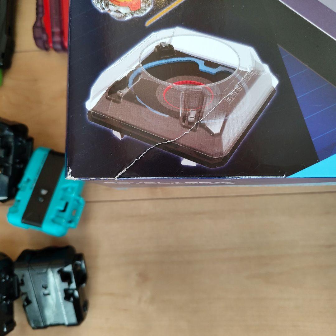 卒業品　ベイブレードX まとめ売り　42個＋電動スタジアム　レアあり