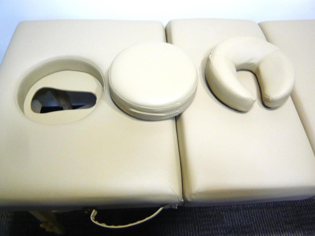 Luxia 高級木製折りたたみリクライニングベッド　 施術ベッド