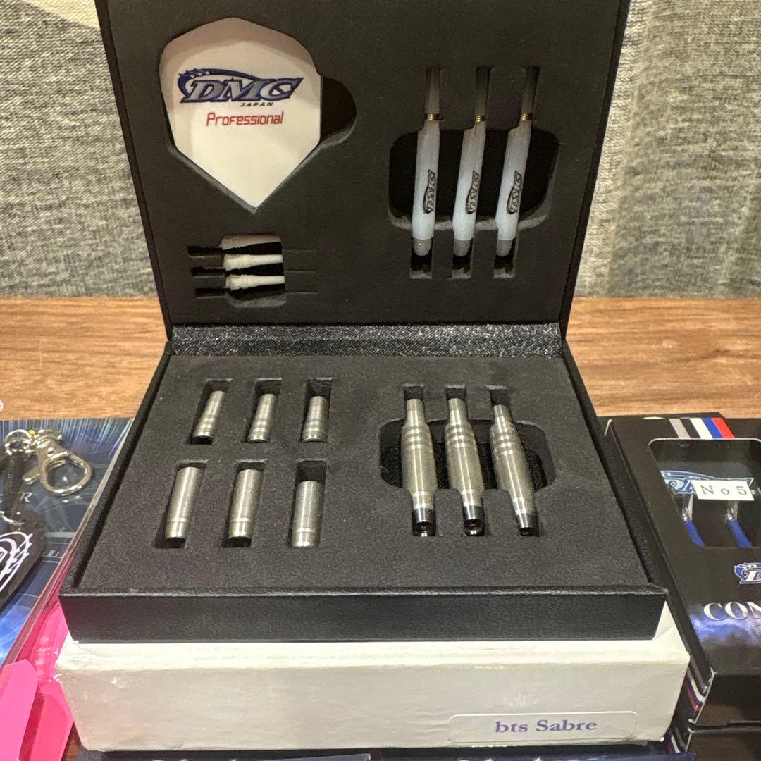 DMC Batras Sabre ダーツセット
