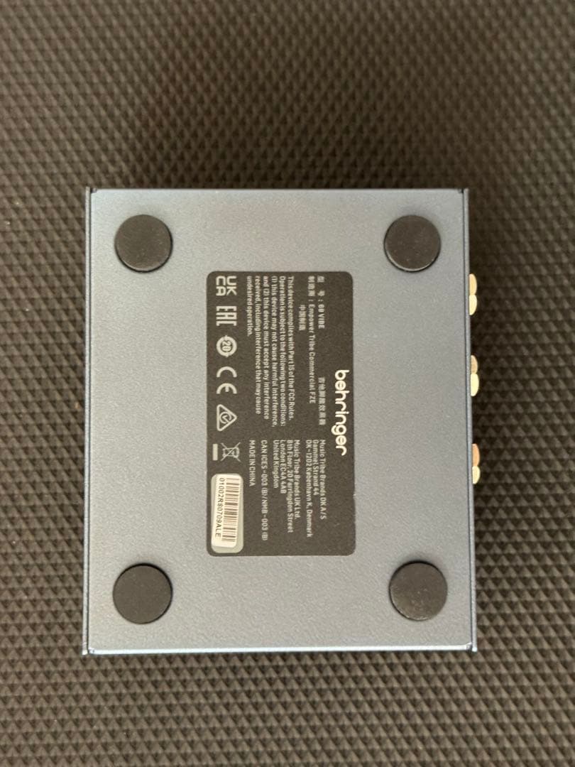 ギター BEHRINGER 69 VIBE