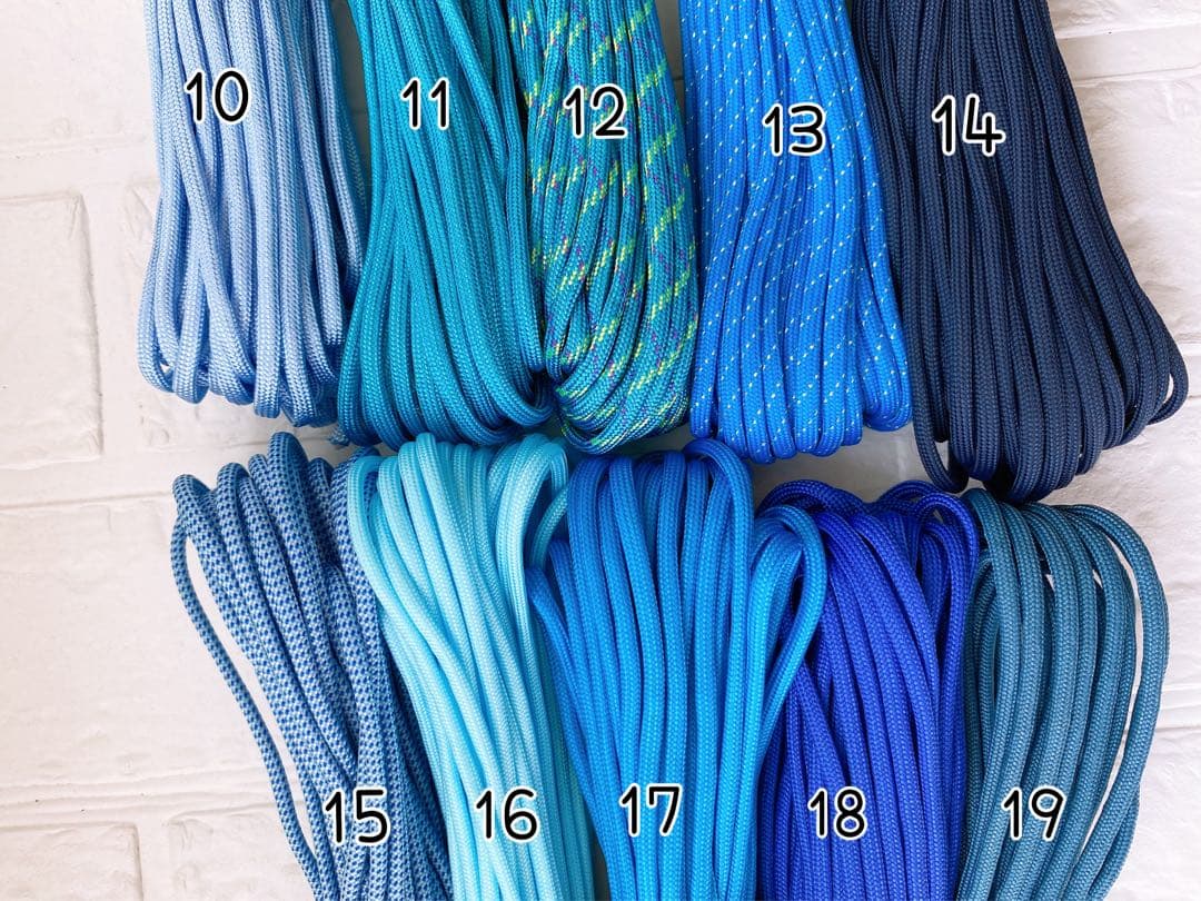 パラコードおもちゃ（ママ）