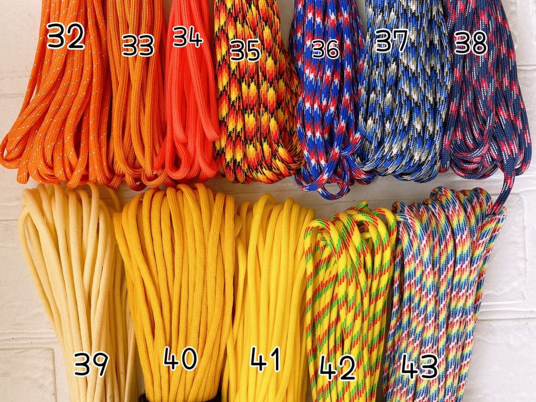 パラコードおもちゃ（ママ）