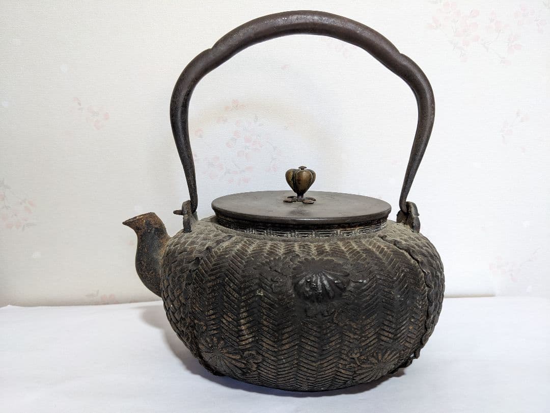 ♦希少！祥雲堂造 竹籠編み目紋鉄瓶 自在摘み銅蓋 アンティーク骨董品コレクション