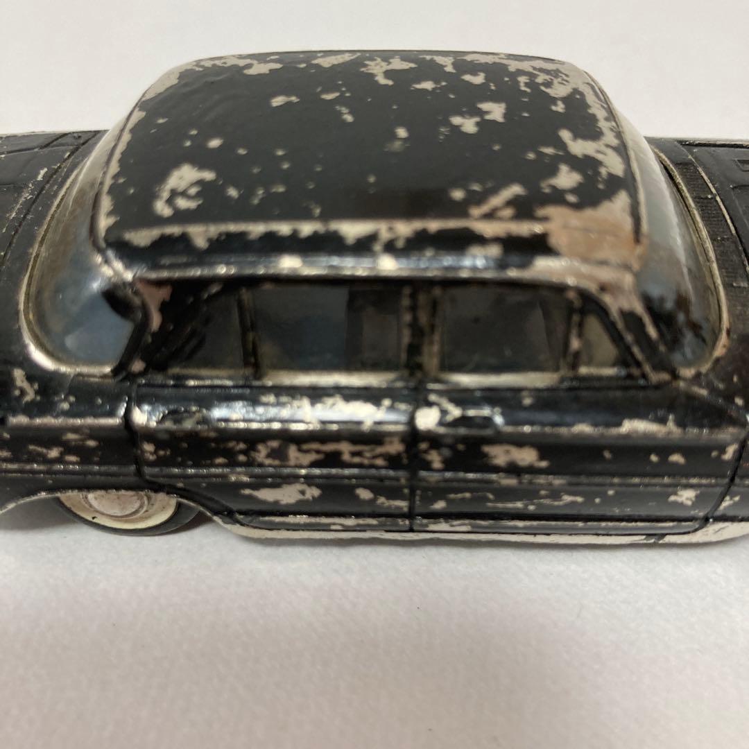 古いミニカー ボンネット開閉