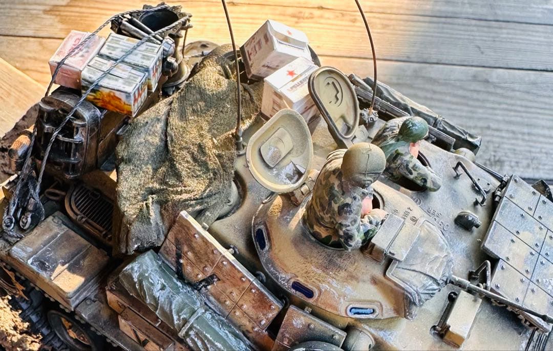 完成品プラモデル1/35タミヤ製アメリカM60A1リアクティブアーマー