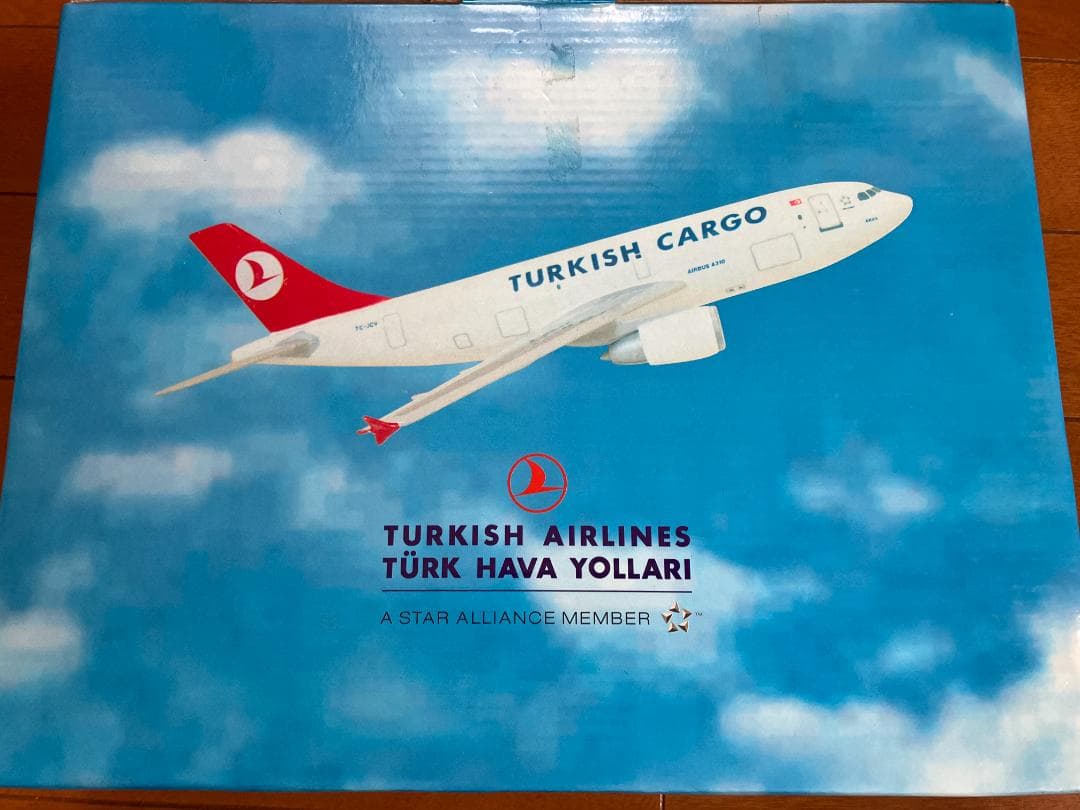トルコ航空　エアバス３１０　旅客機　模型　 U