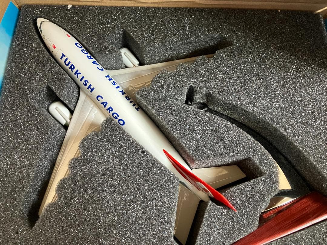 トルコ航空　エアバス３１０　旅客機　模型　 U