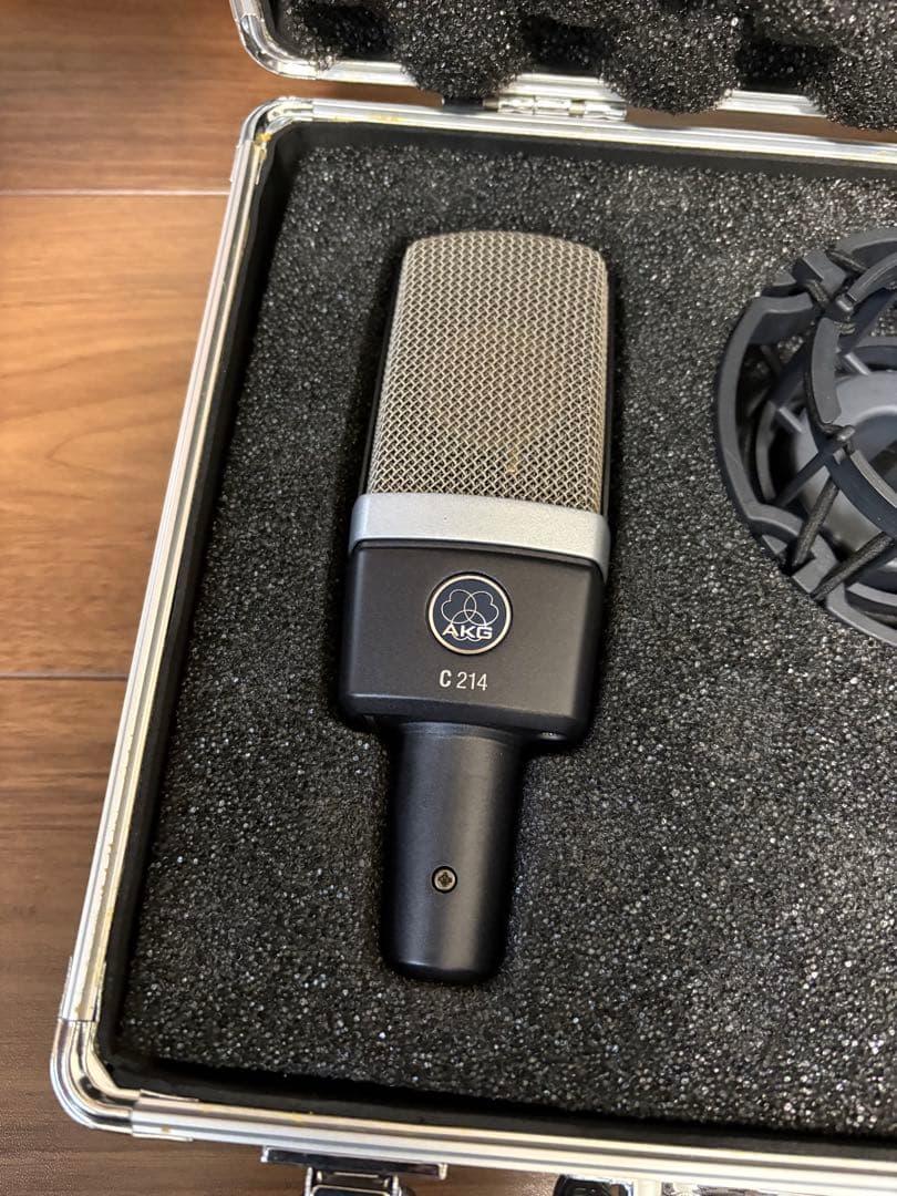 AKG C214 コンデンサーマイク　K&Mポップフィルター付き