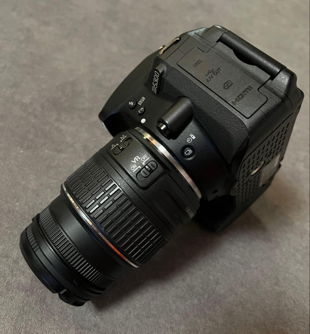 Nikon D5300 ダブルズームキットWi-Fi機能搭載【バッテリー2個付】