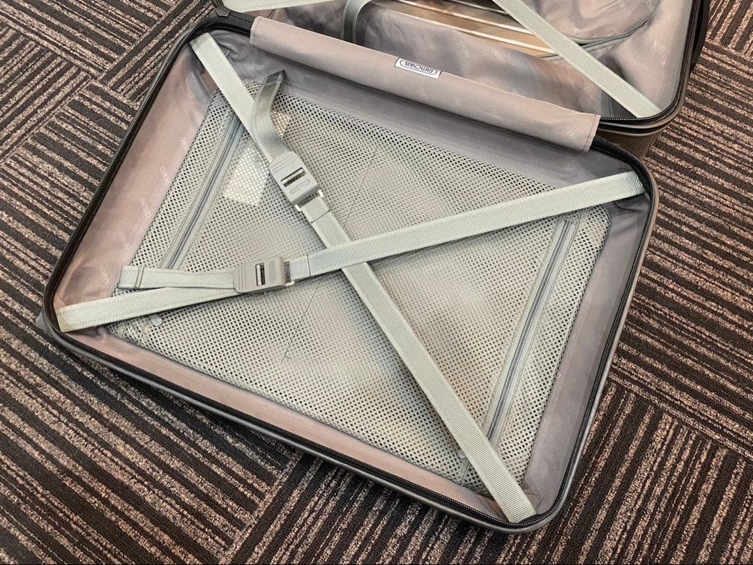 RIMOWA シャンパンゴールドキャリーケース 2輪