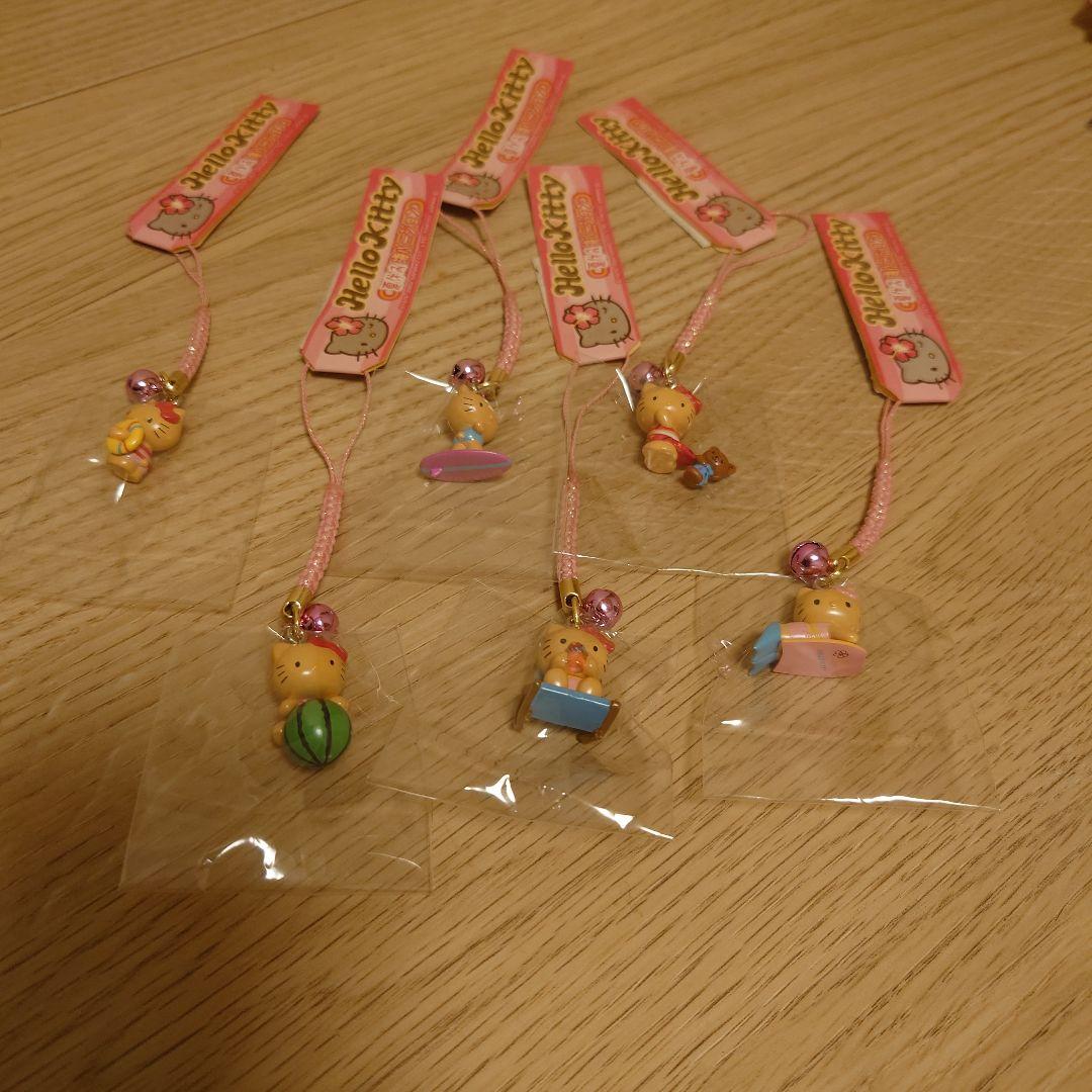 ハローキティ 夏休み海バージョン　御当地キティ 根付　日焼けキティ