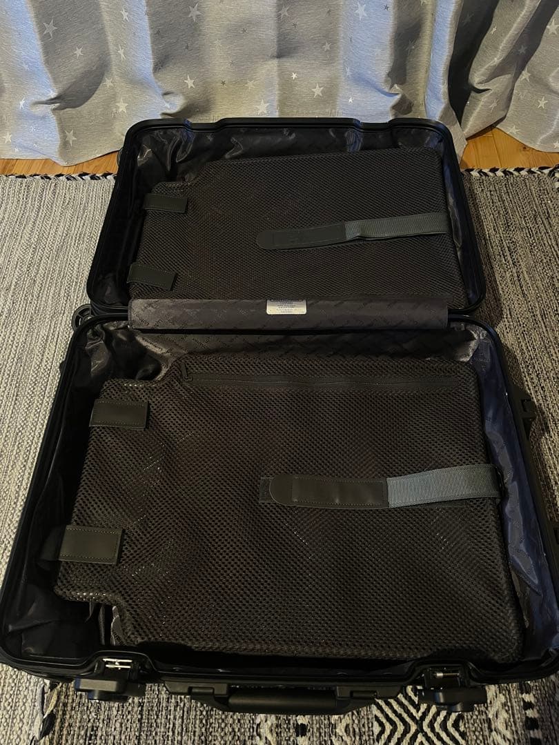 RIMOWA リモワ　トパーズステルス　ルフトハンザ　限定