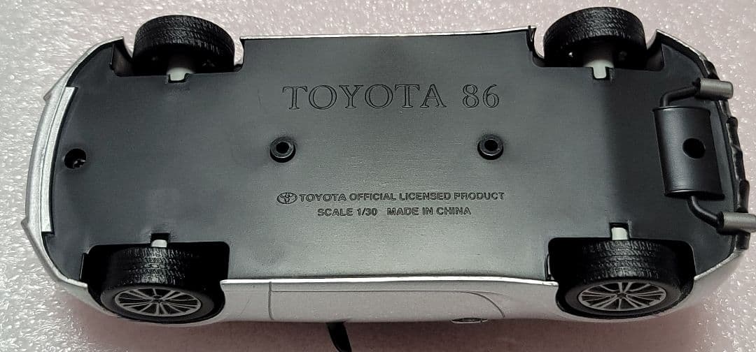 【 全国送料無料 】美品！ ディーラー特注 トヨタ 86 ミニカー ケース付