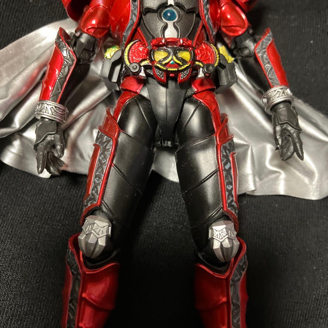S.H.Figuarts 真骨彫　仮面ライダー　ダークキバ