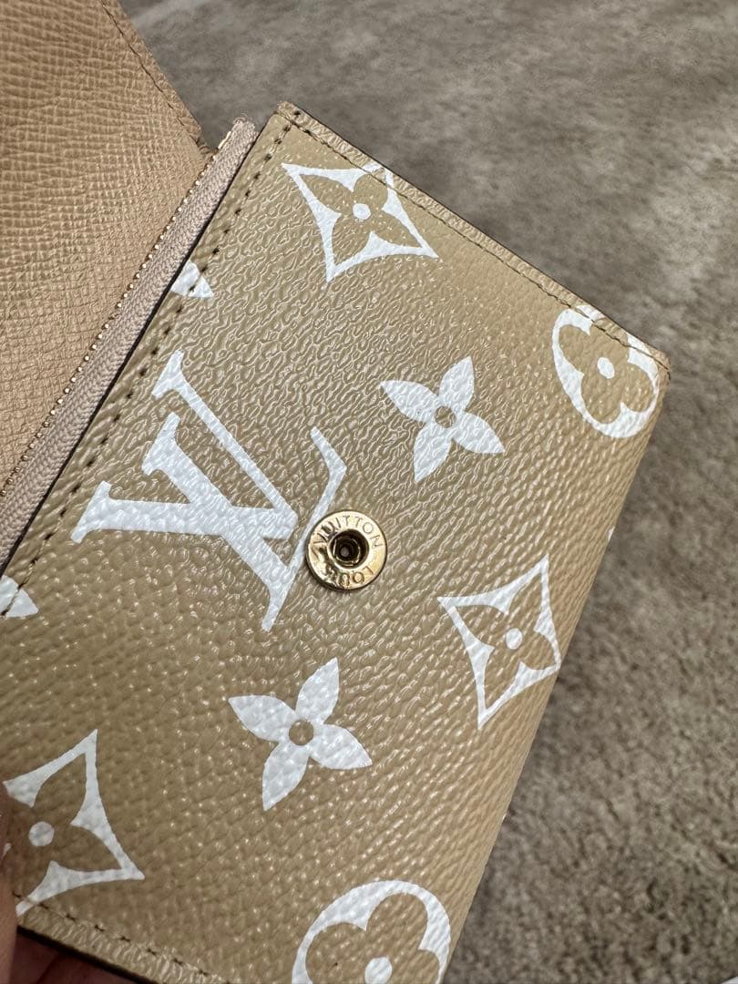 ルイヴィトン　三つ折り財布