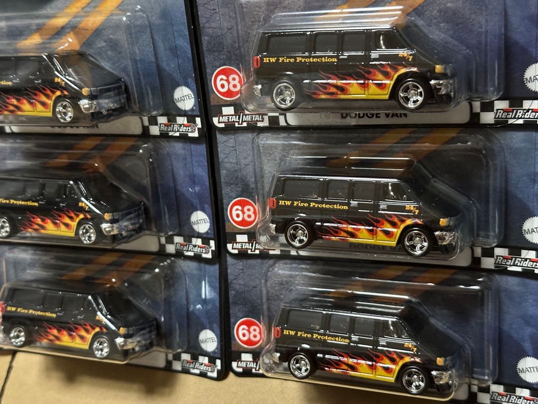 ホットウィール DODGE VAN 6台