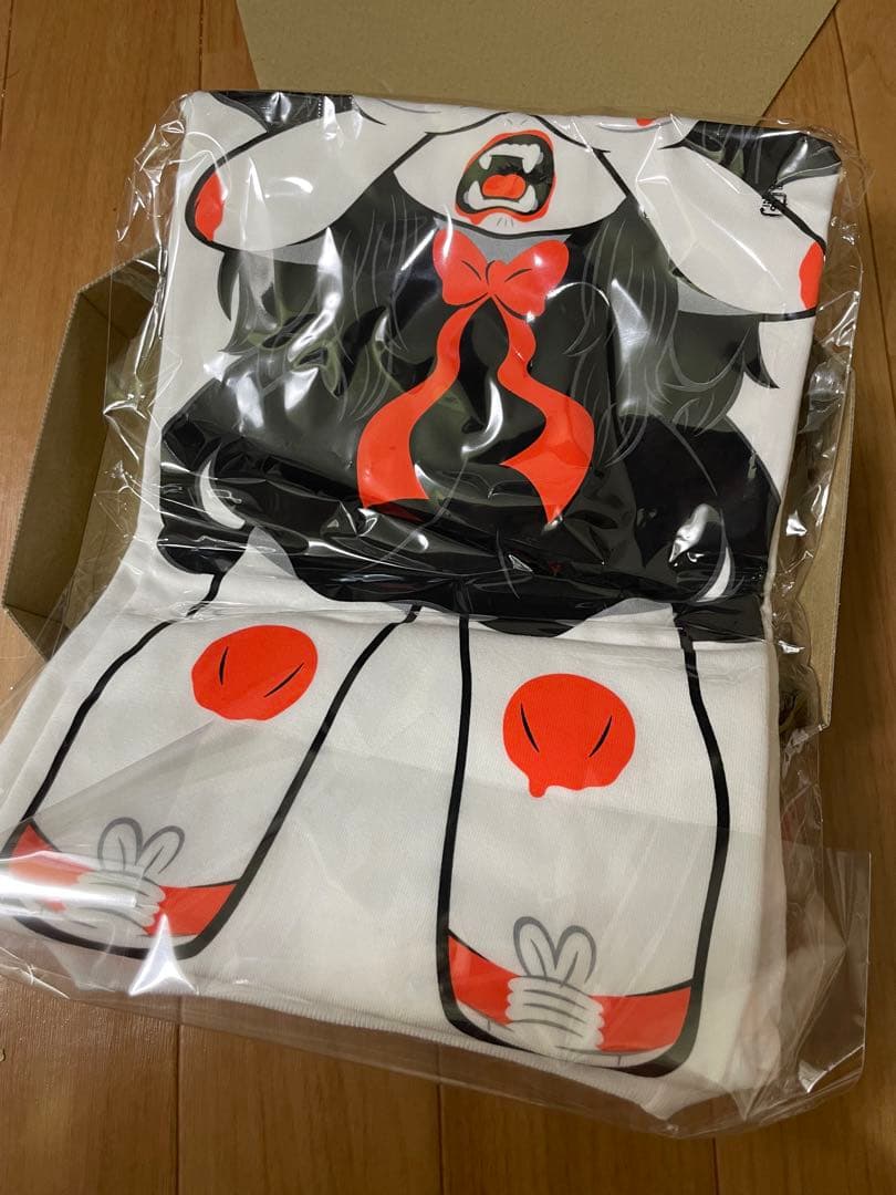 GRAPE BRAIN 戦慄！にぎるちゃん 222 ver. Tシャツ 白＆黒