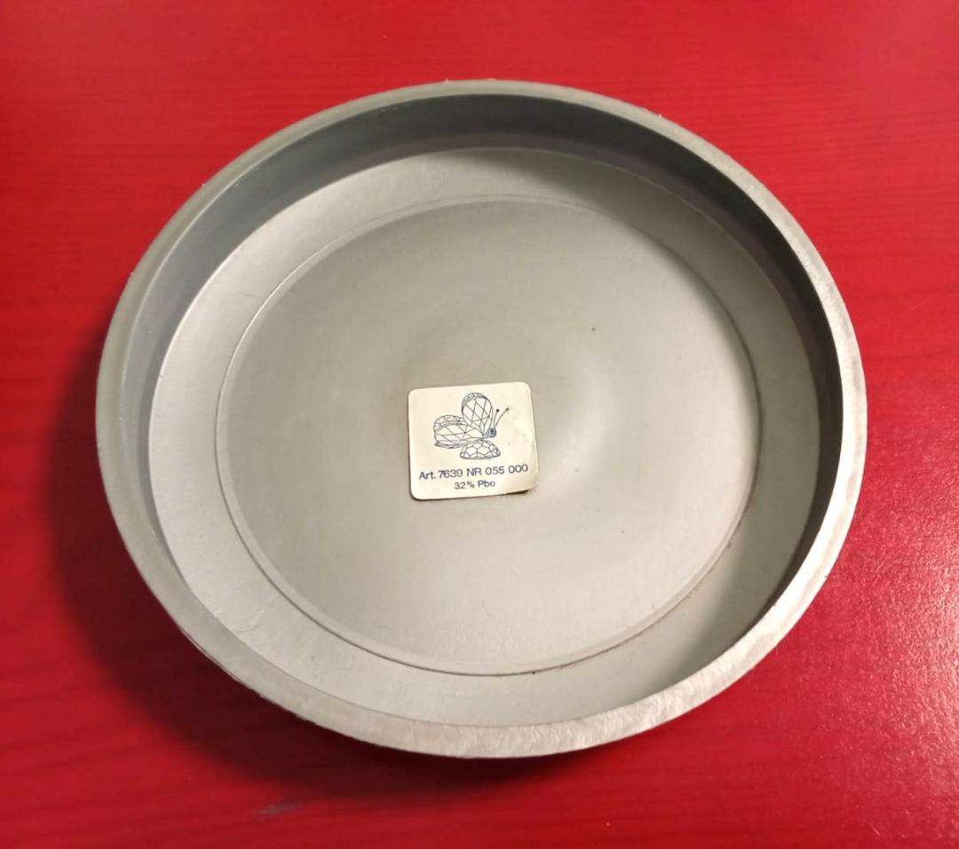 旧製法の魅力！虹色の輝き/バタフライ旧スワロフスキービンテージ・（箱付製品番号）