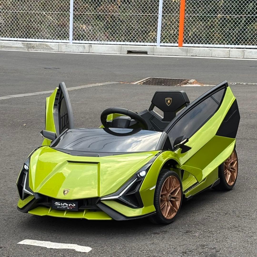 ♪Lamborghiniランボルギーニシアン FKP37 電動乗用ラジコンカー