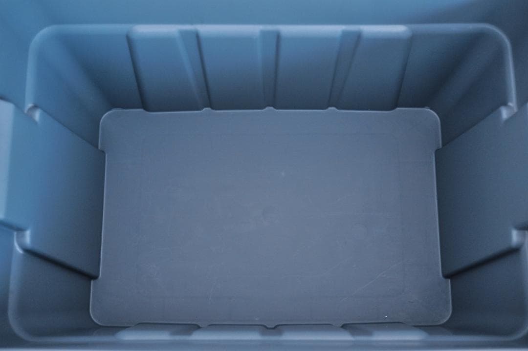 THOR コンテナボックス　グレー 75L / トップボード付き