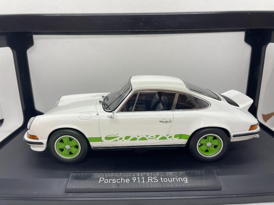 304-029 ノレブ 1/18 ポルシェ 911 Touring 1973