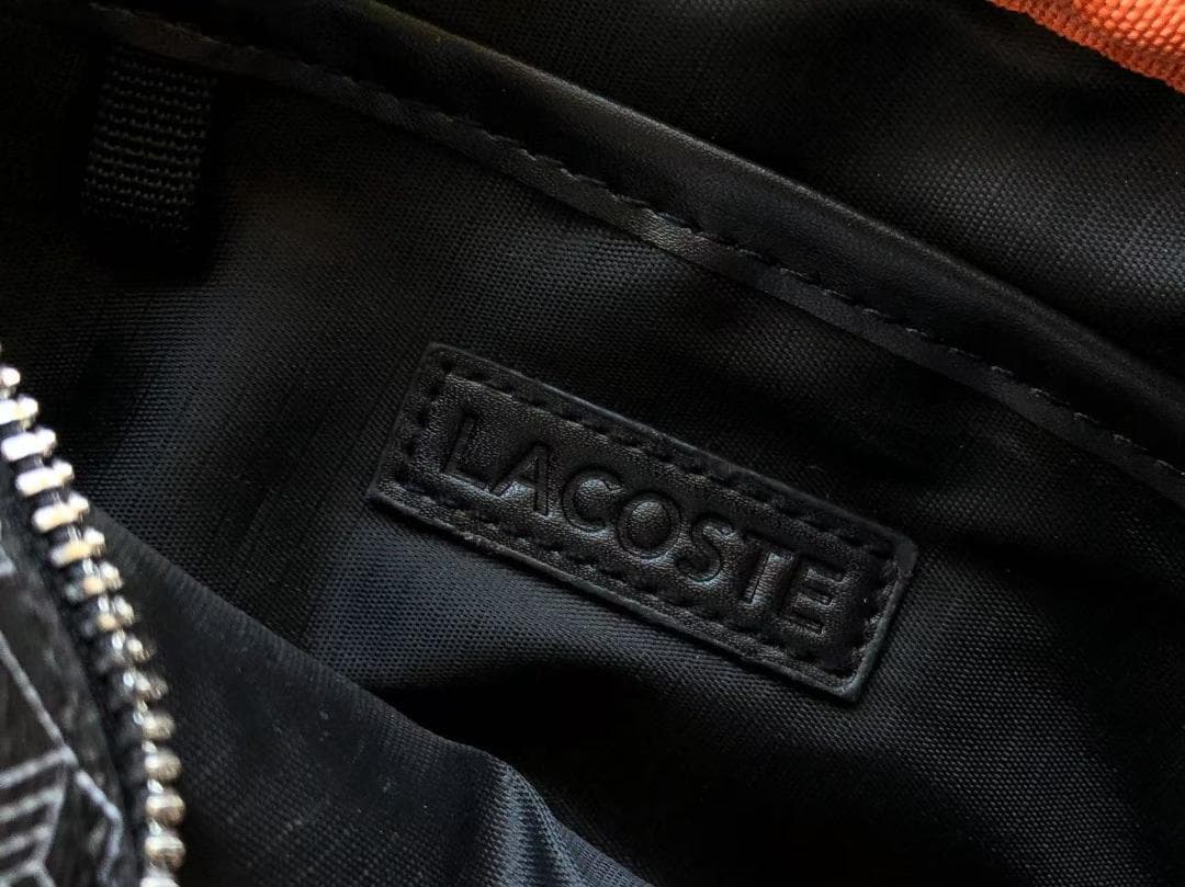 LACOSTE ショルダーバッグ