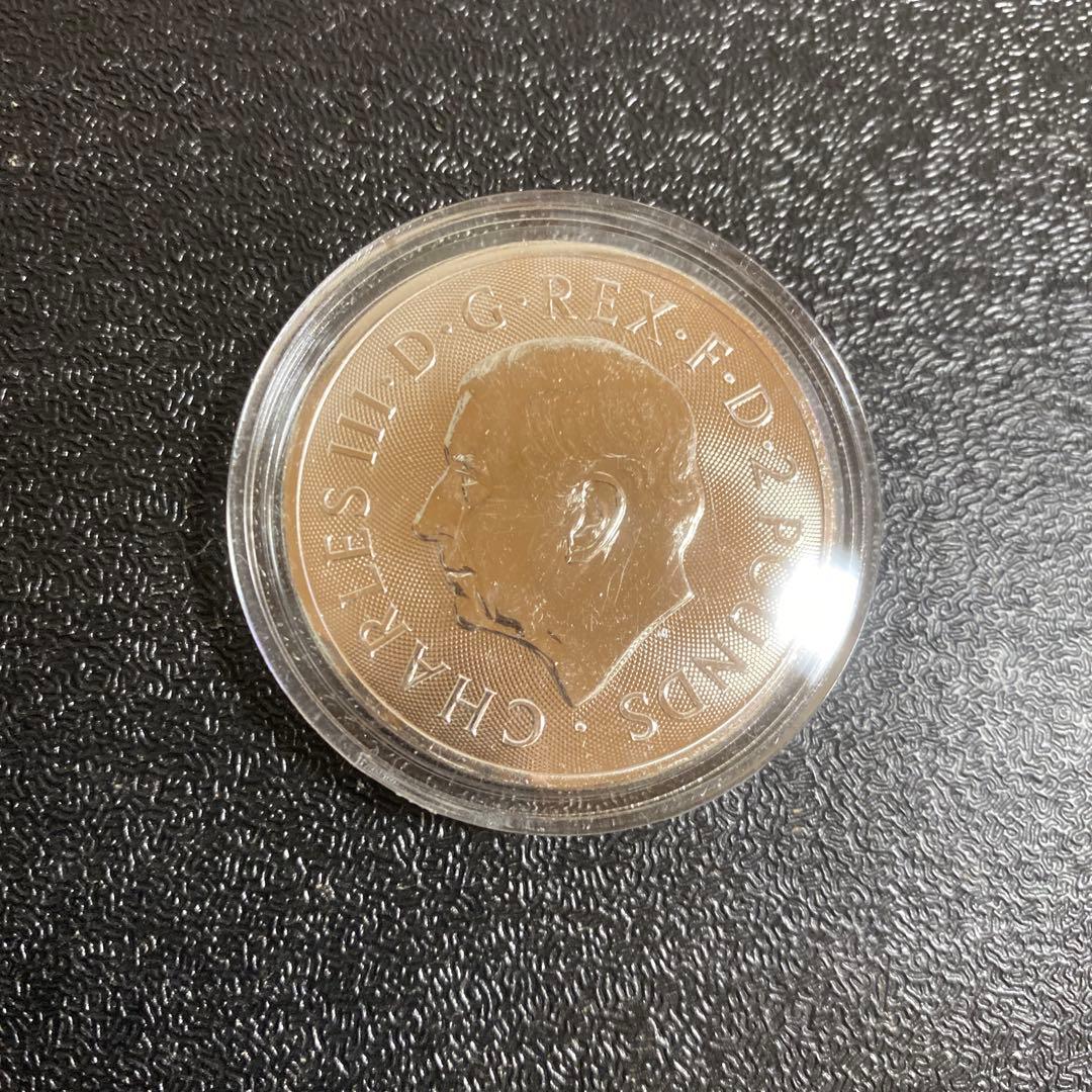 銀貨　99.9% 純銀　シルバー　ヴァリアント　竜退治　銀貨　龍退治　ブリタニア