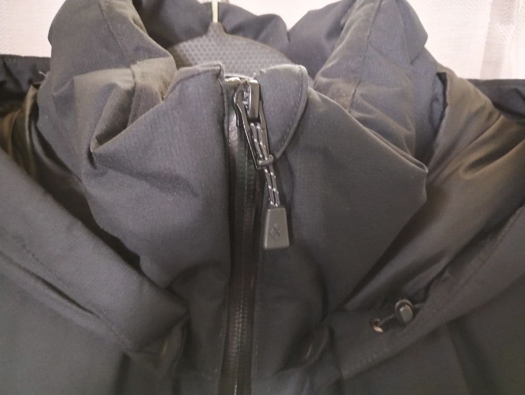 廃盤希少　モンベル　パーマフロストダウンパーカ　メンズM