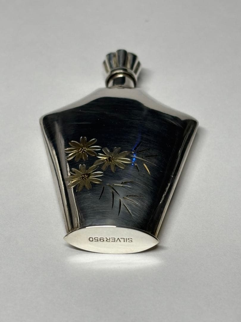 盆+栽です。 銀950 香水瓶 銀製 シルバー 彫金