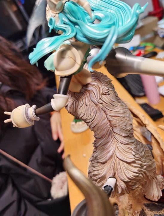 BLEACH  黒衣少年図 ネリエル ガレージキット ガレキ スタチュー①①