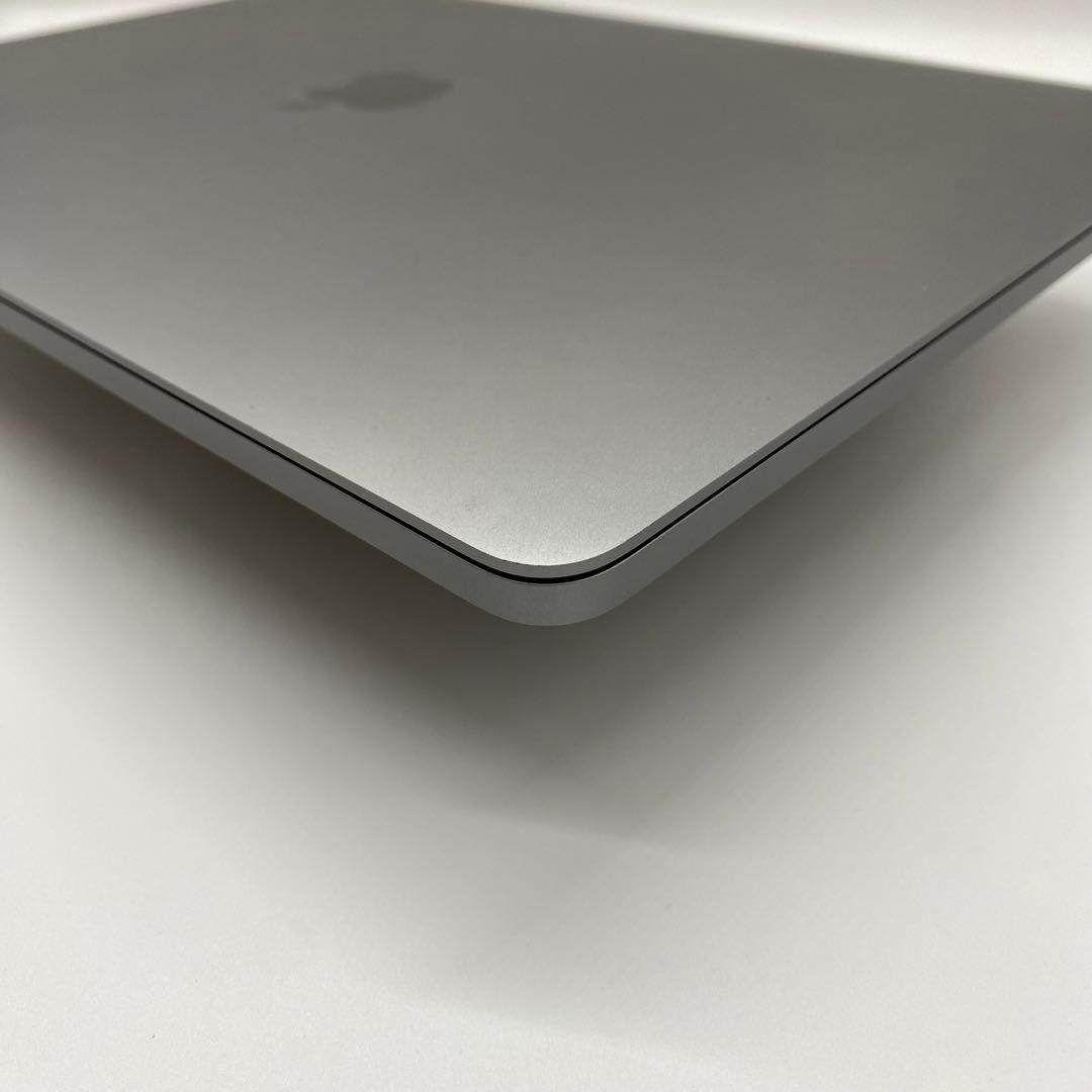 MacBook Pro 2017 13インチ　美品　完動品