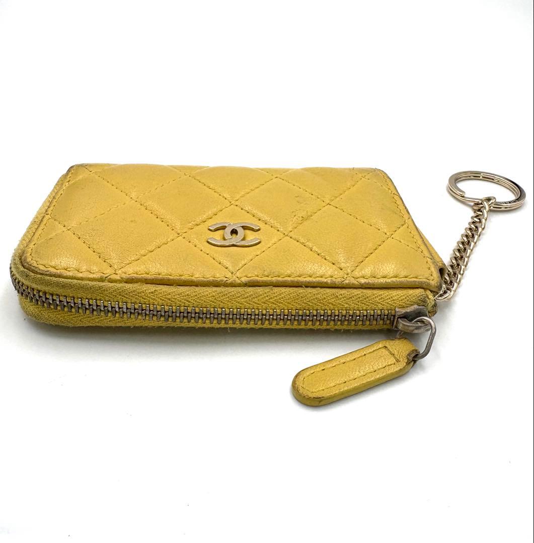 シャネル ラムスキン ケース A68943 イエロー 23番台 小銭入れ