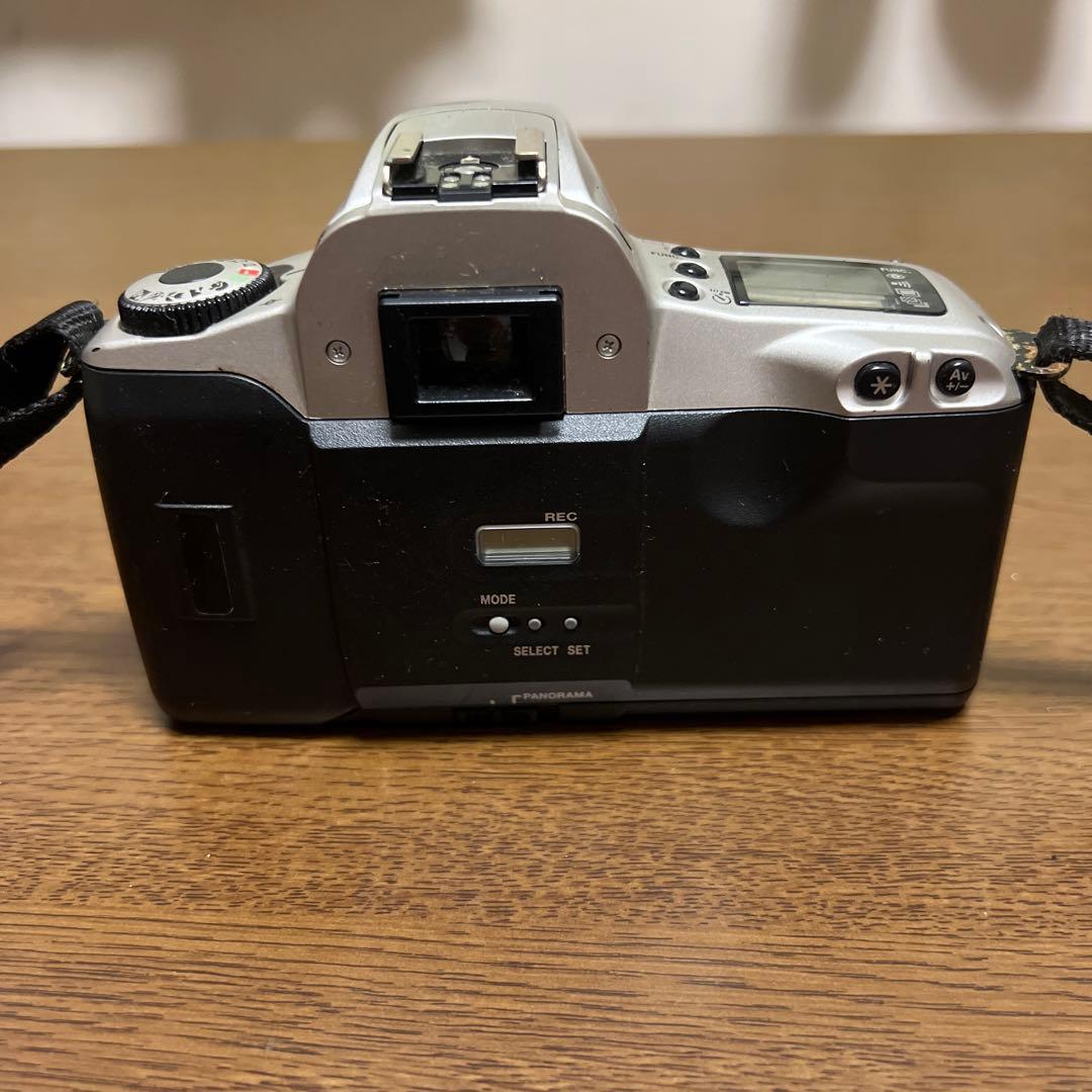 フィルムカメラ Canon EOS KISS3