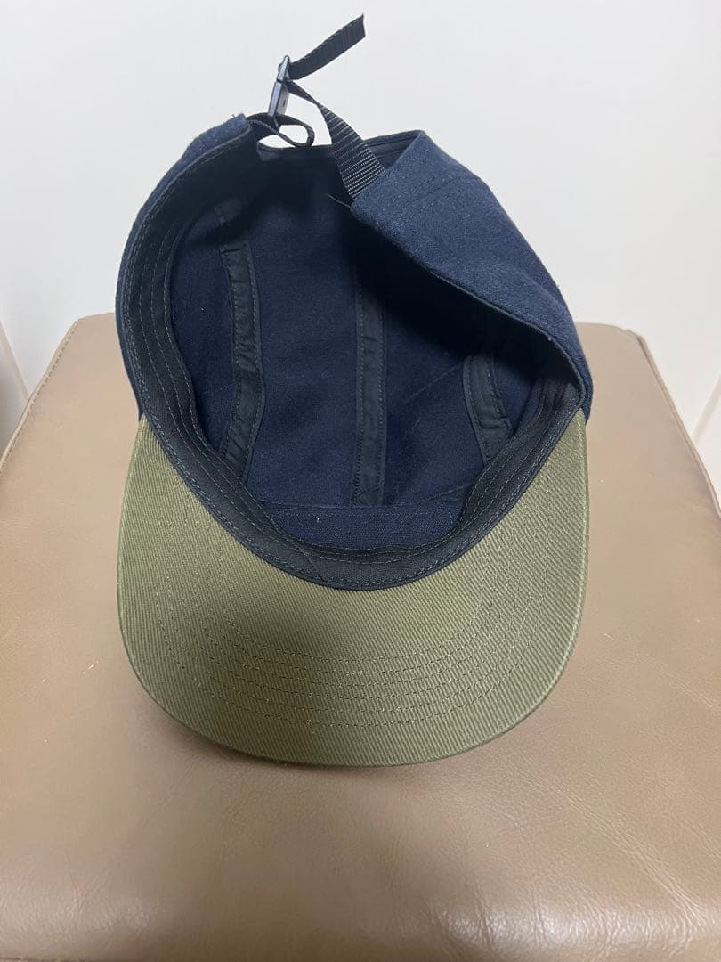 Supreme ネイビー/カーキ キャップ