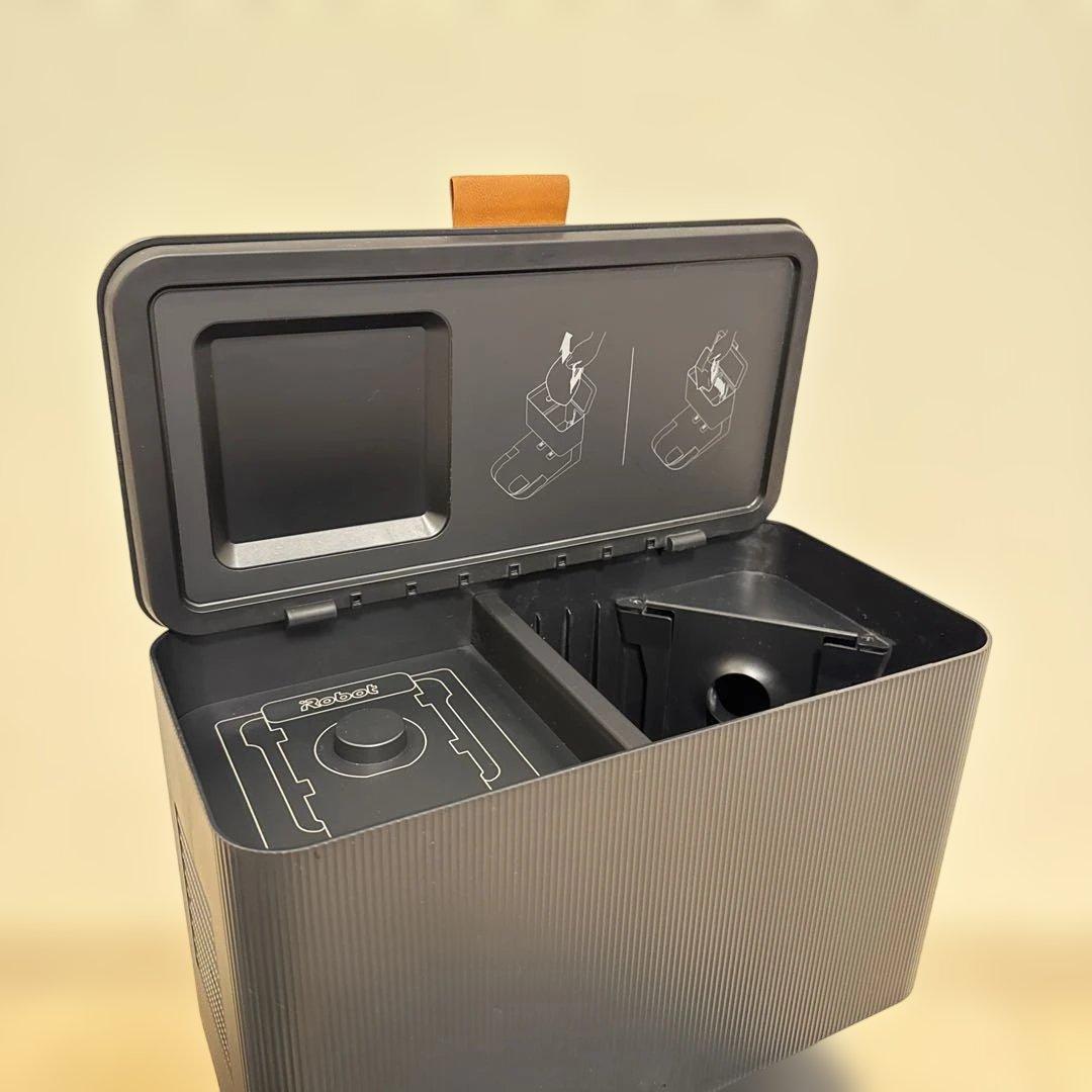 iRobot ルンバ j7+ クリーンベース付き／付属品あり ※要バッテリー交換