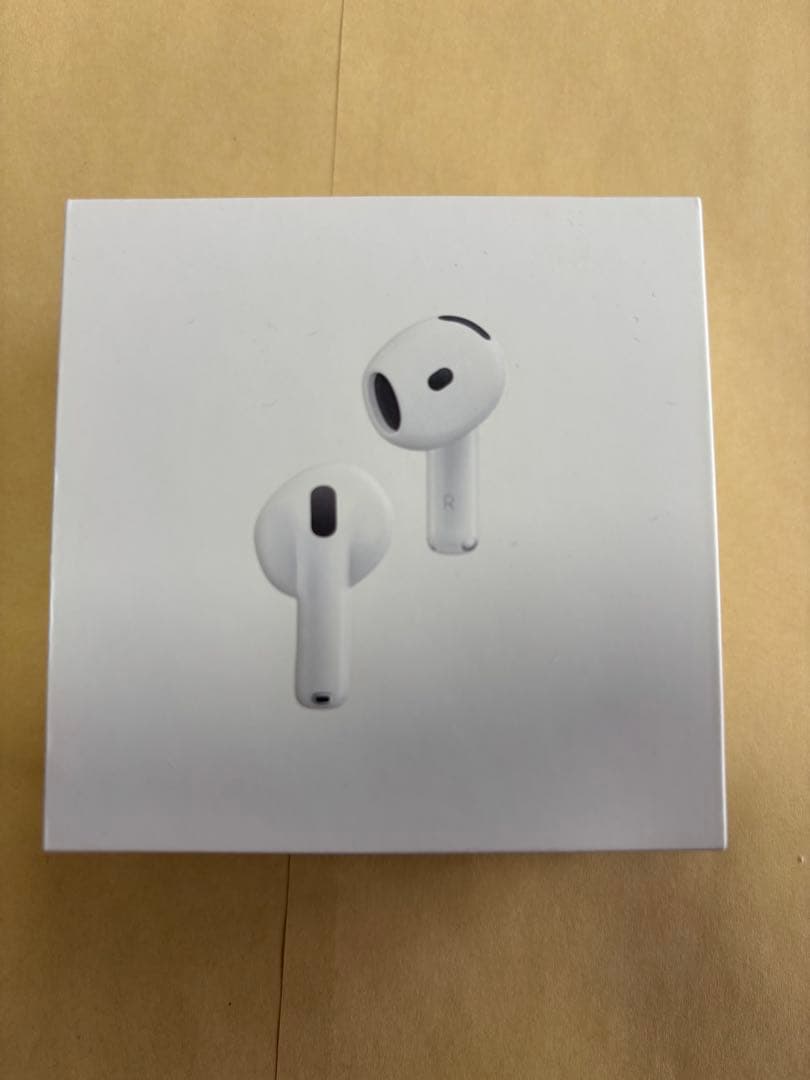 【中古】AirPods（第4世代）　ノイキャン付き