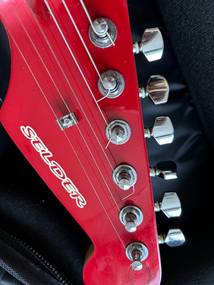 SELDER ストラトキャスタータイプ 赤 フェンダー