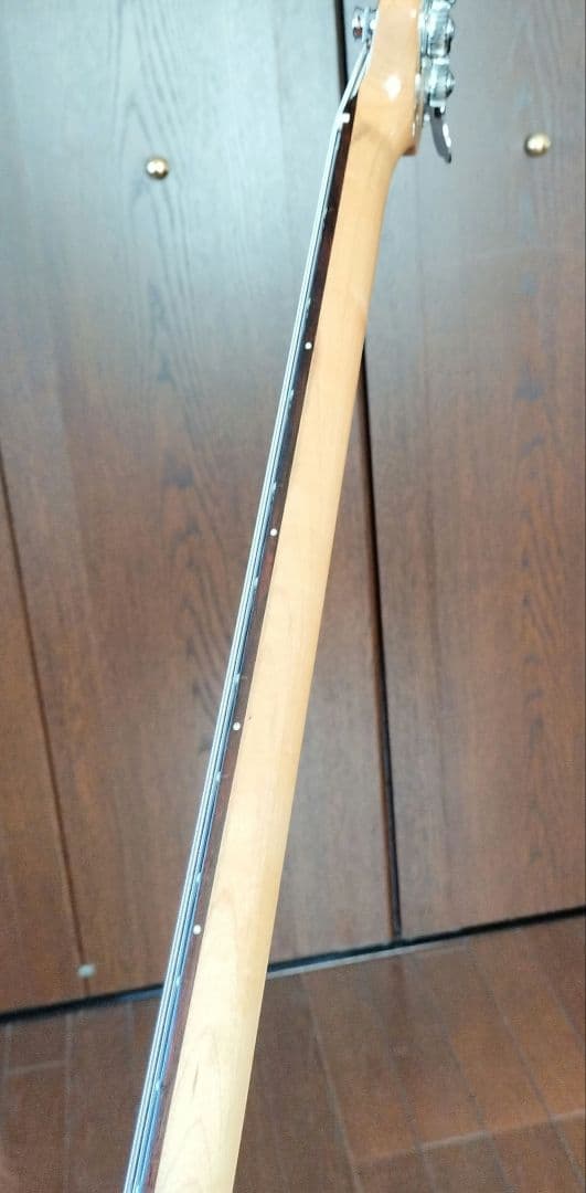 レフトハンド ベース Sterling by MUSIC MAN　RAY34LH