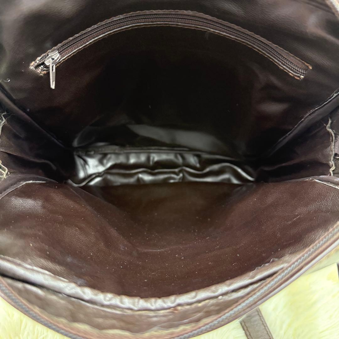 ✨美品✨ フェンディ ショルダーバッグ ズッカ柄 キャンバス サコッシュ