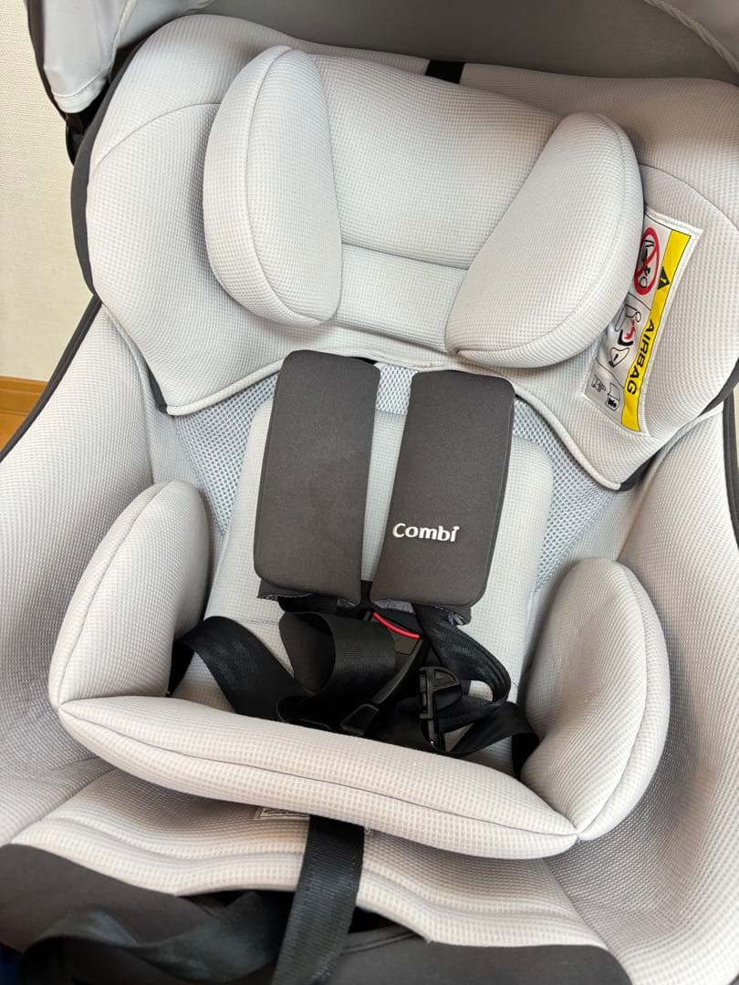 【美品】クルムーヴスマート エッグショック simplight チャイルドシート