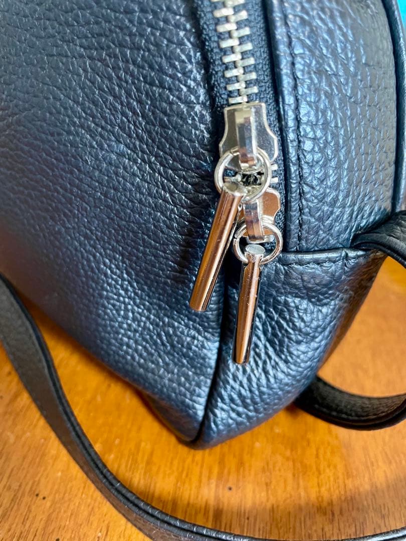 【美品】chi.wataレザー黒 ショルダー