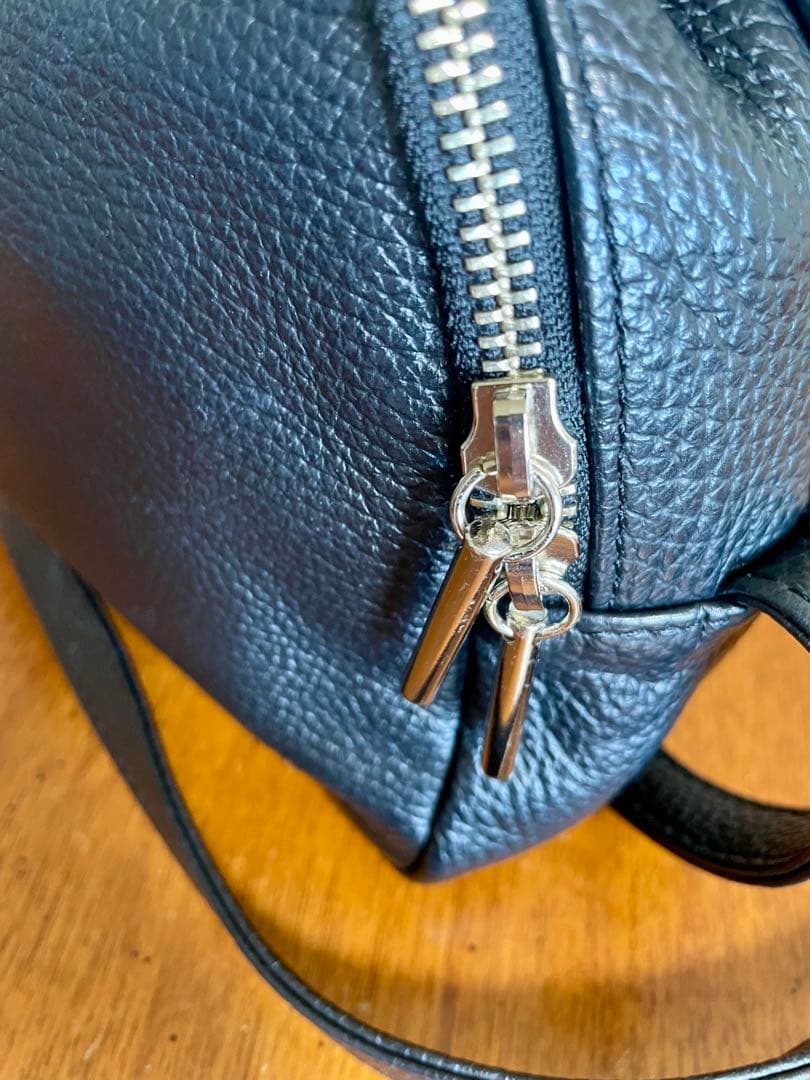 【美品】chi.wataレザー黒 ショルダー