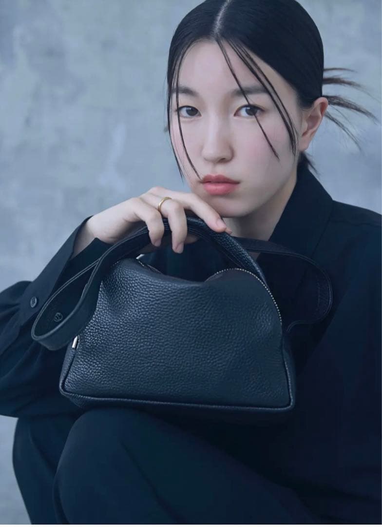 【美品】chi.wataレザー黒 ショルダー