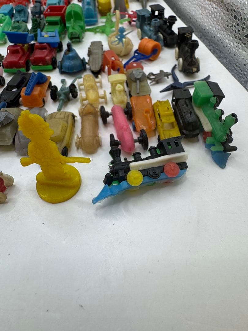 グリコ おまけ レトロ 昭和 フジヤ 木製 130点ほど 機関車　ロボット