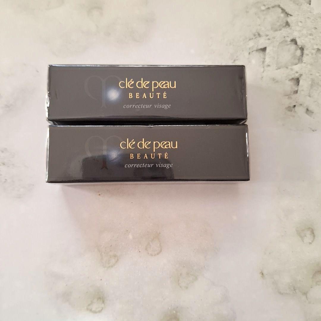 クレ・ド・ポーボーテコレクチュールヴィサージュ　2本セット新品