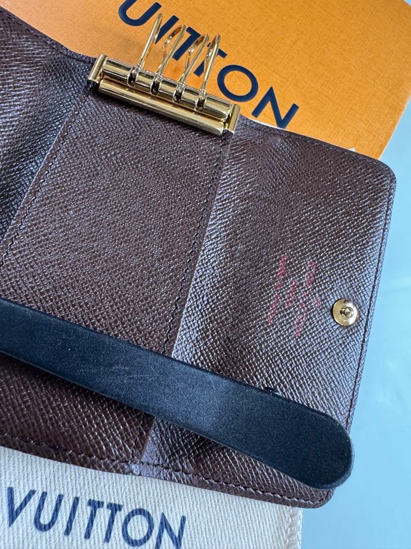 LOUIS VUITTON ルイヴィトン ダミエミュルティクレ４連キーケース