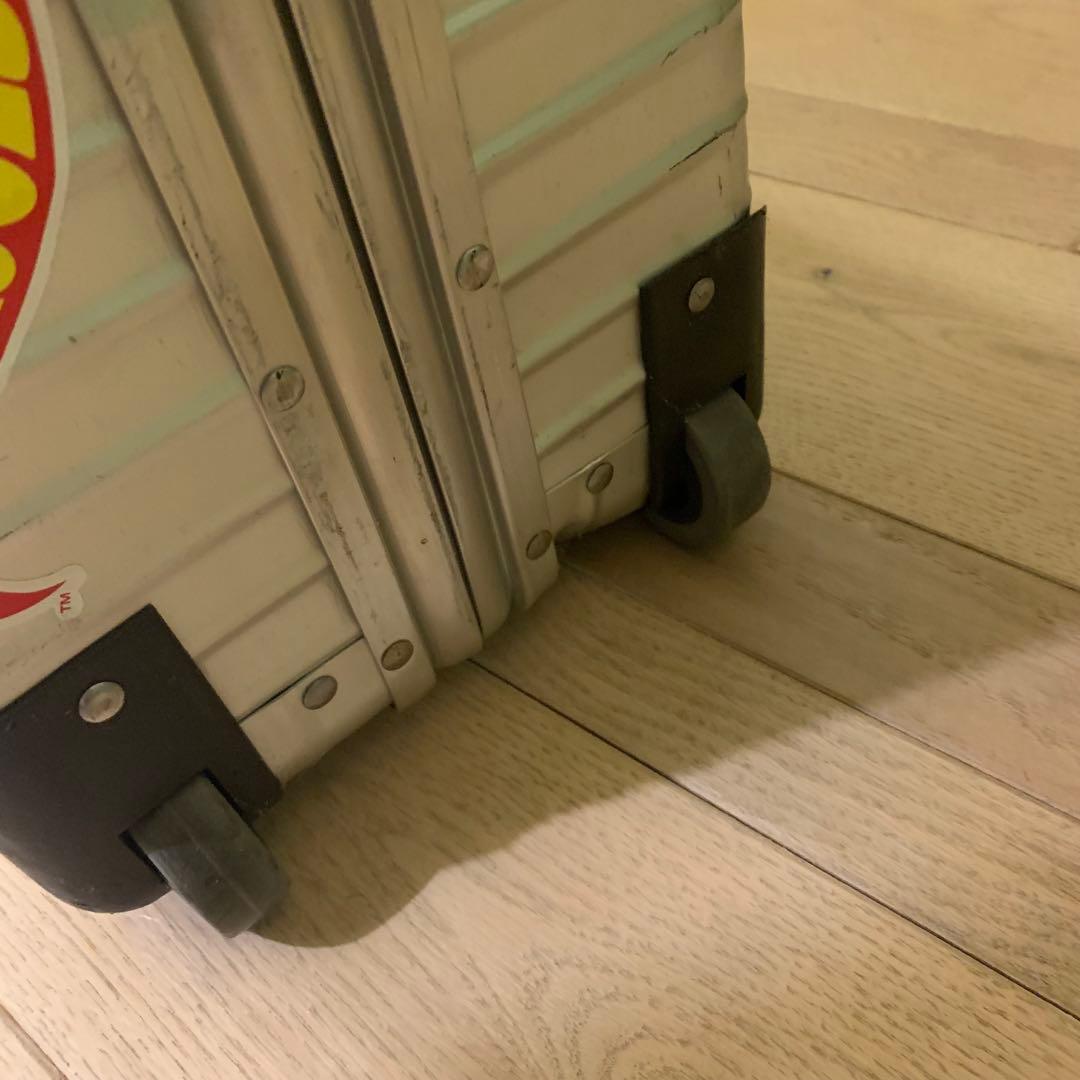 リモアスーツケース　2輪　サイドハンドル